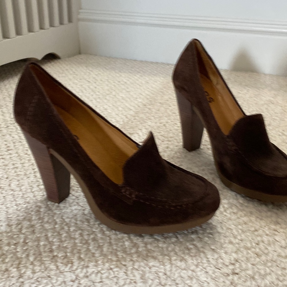 KORS Michael Kors chunky heel brown suede leather lined high heel